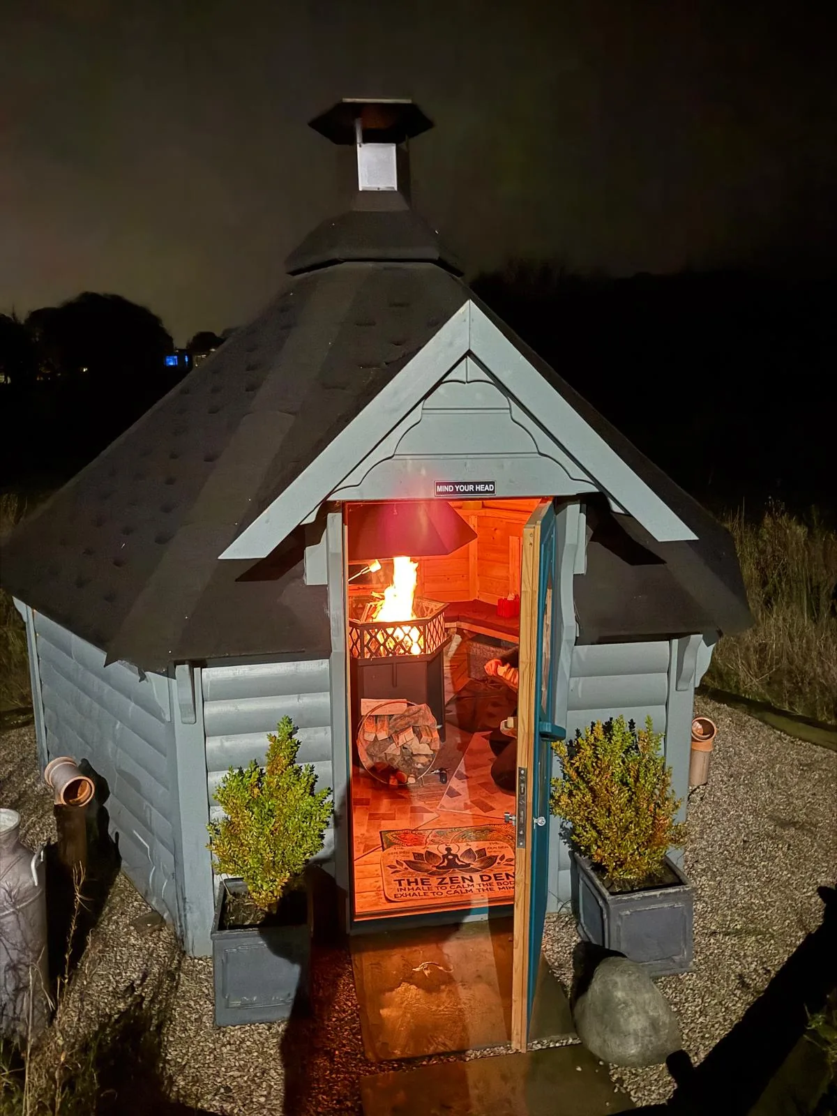 The warmly lit Zen Den at Chetham Farm Retreat on the evening of the gathering